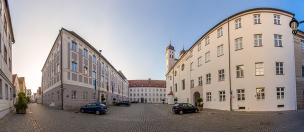 Marktgrafenschloss mit Hofkirche