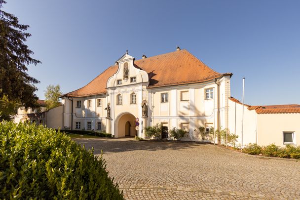 Roggenburg_Kloster©Heiko-Grandel.jpg