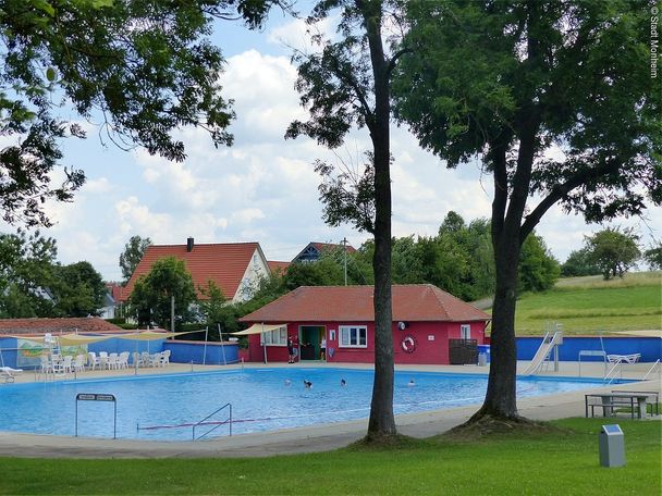 7539139_freibad-monheim-2-bild-peter-ferber.jpg