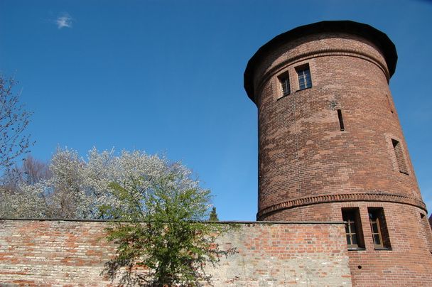 Stadtmauer mit Wasserturm