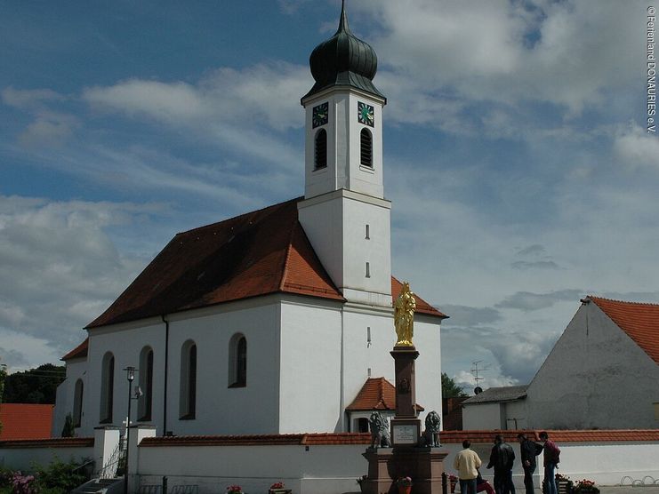 Kath. Pfarrkirche Mariä Himmelfahrt