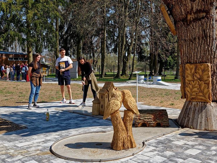 Minigolfplatz auf der Freibad-Insel