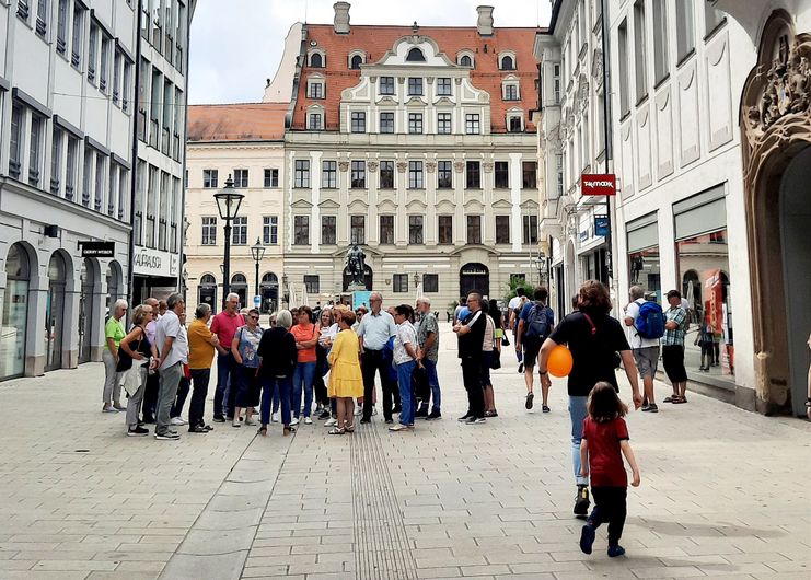 Stadtführung "Auf den Spuren der Fugger, Mozart und Brecht - in der Wasserwelterbestadt Augsburg"