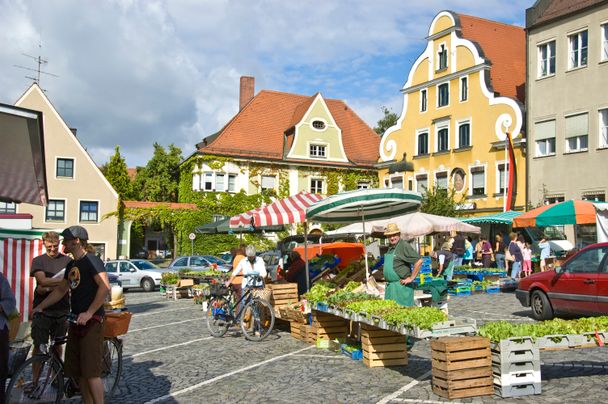 Wochenmarkt am Marienplatz