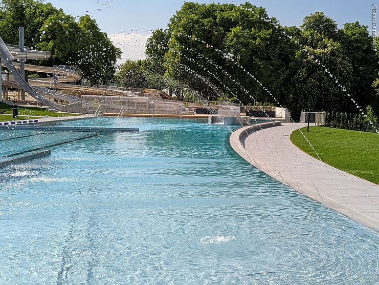 Freibad auf dem Schellenberg in Donauwörth