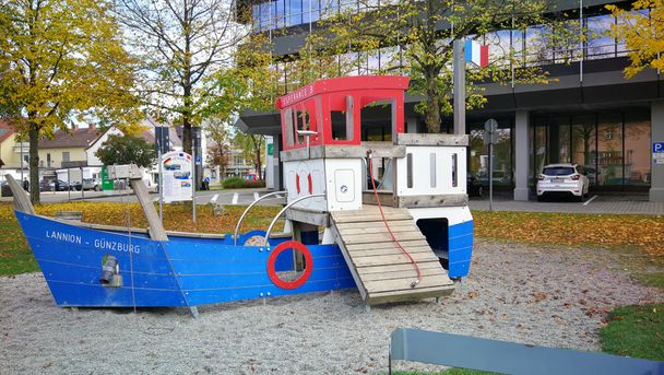 Spielschiff beim Forum am Hofgarten