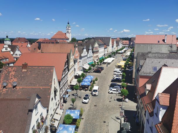 Das Günzburger Wahrzeichen - Turmführung mit Weißwurstfrühstück