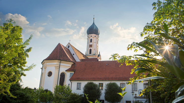 Pfarr- und Wallfahrtskirche St. Leonhard Unterliezheim