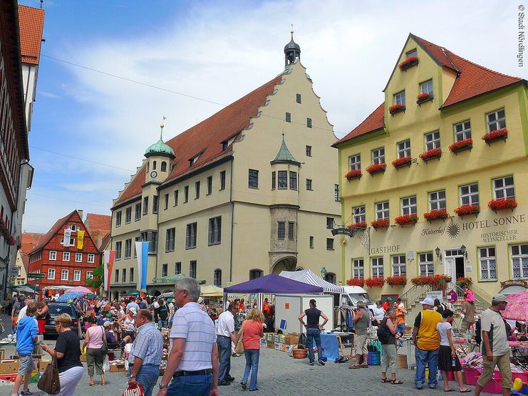 Altstadtflohmarkt für Jedermann